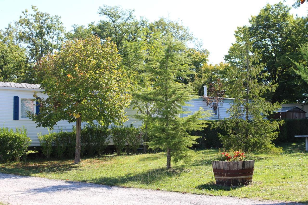 Camping Du Pontis Verteillac 외부 사진