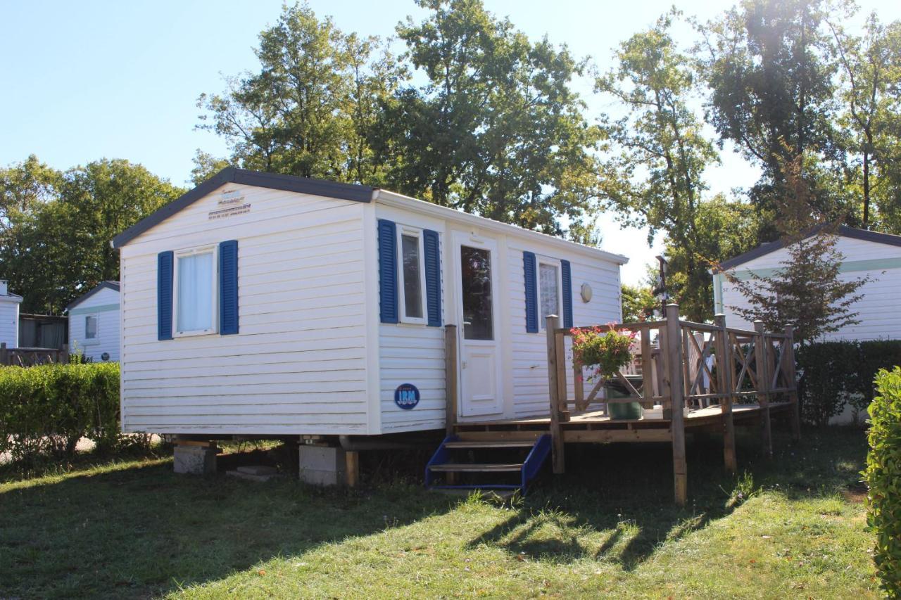 Camping Du Pontis Verteillac 외부 사진