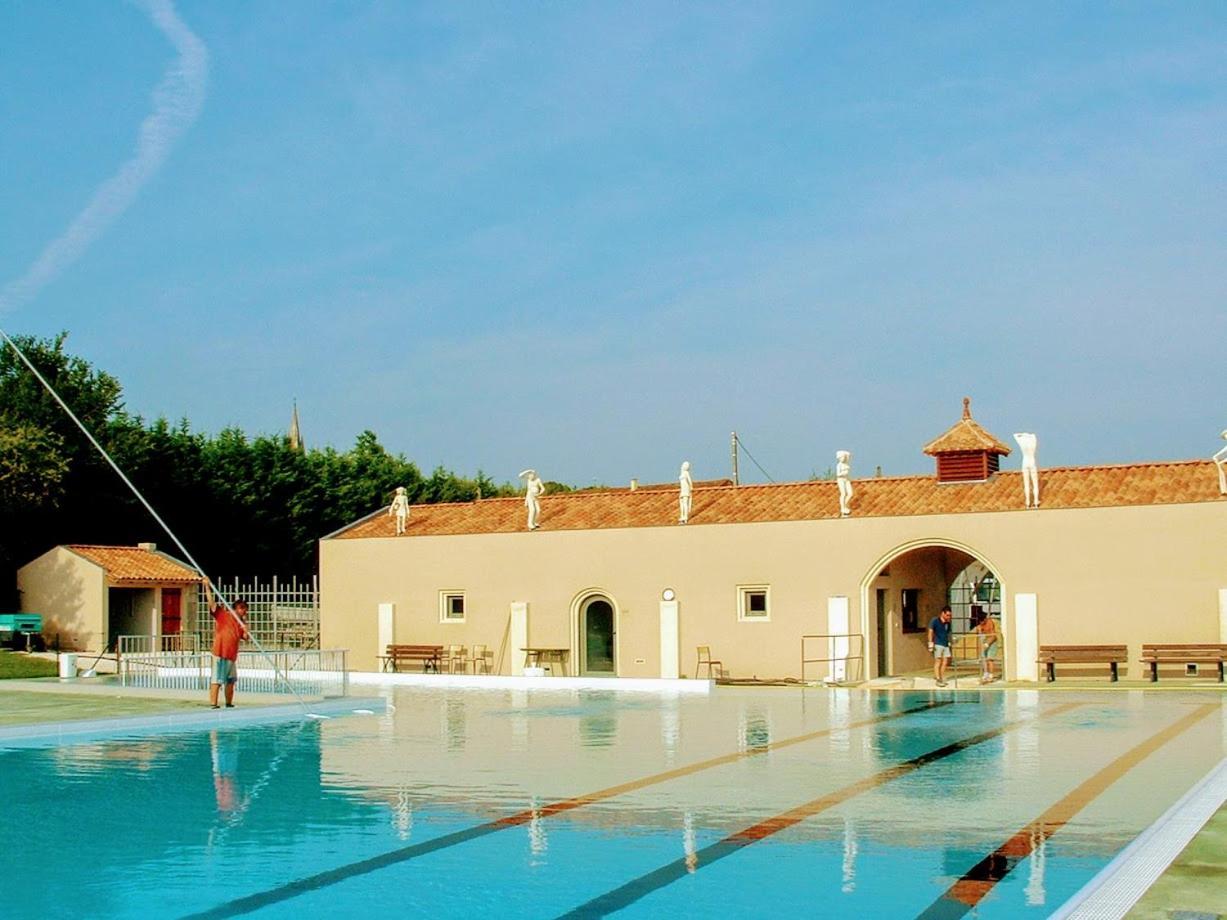 Camping Du Pontis Verteillac 외부 사진