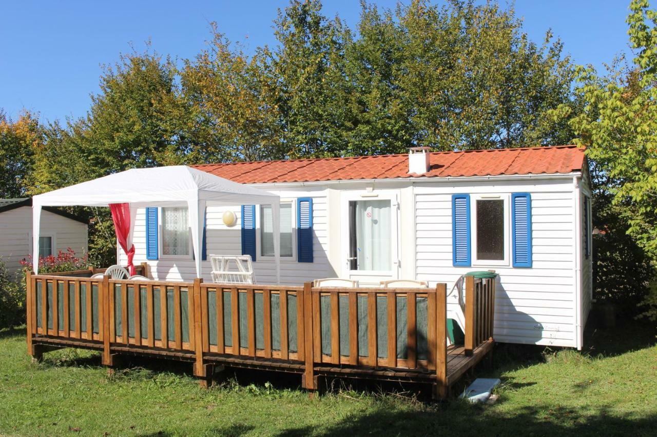 Camping Du Pontis Verteillac 외부 사진