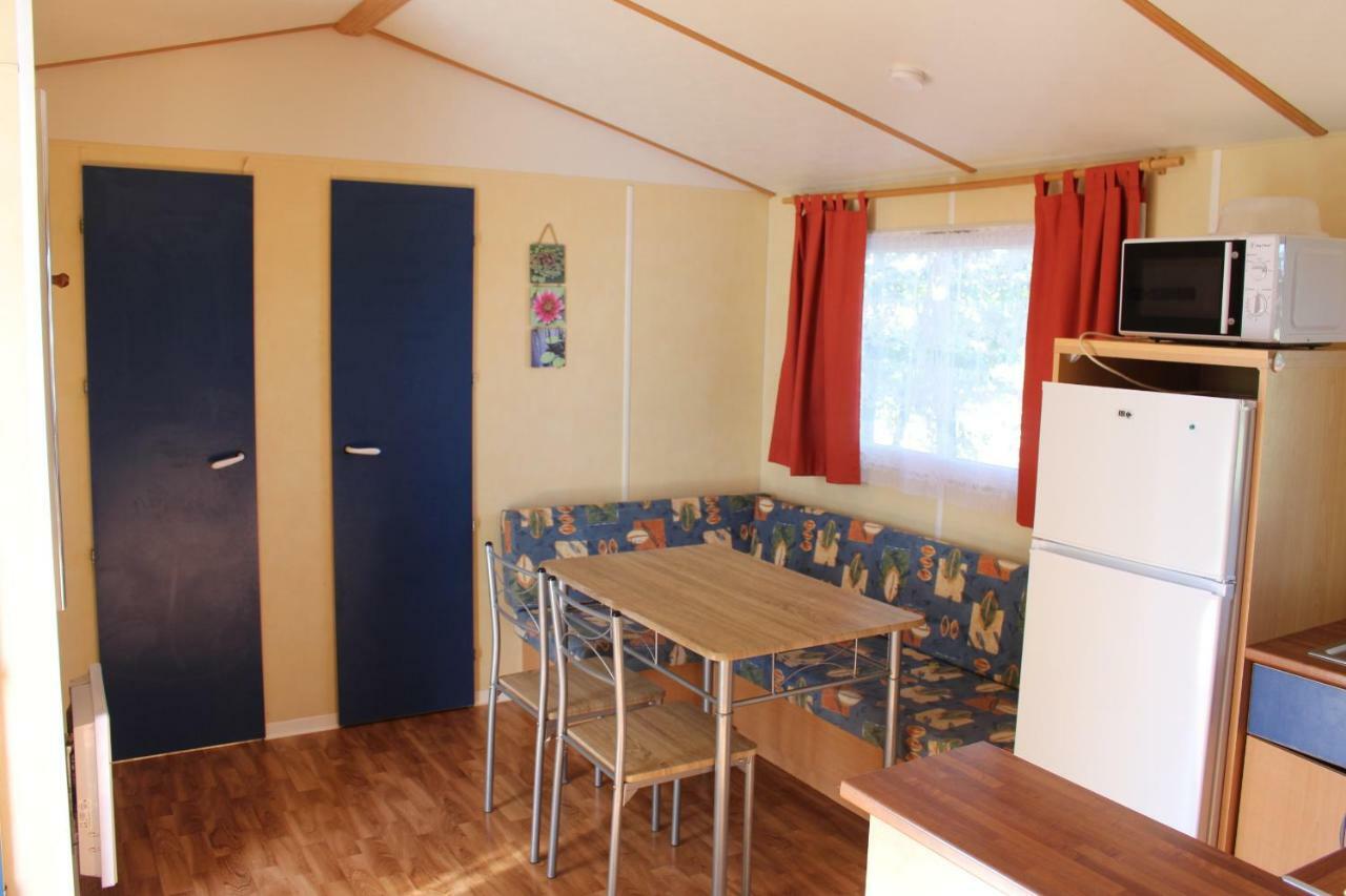 Camping Du Pontis Verteillac 외부 사진